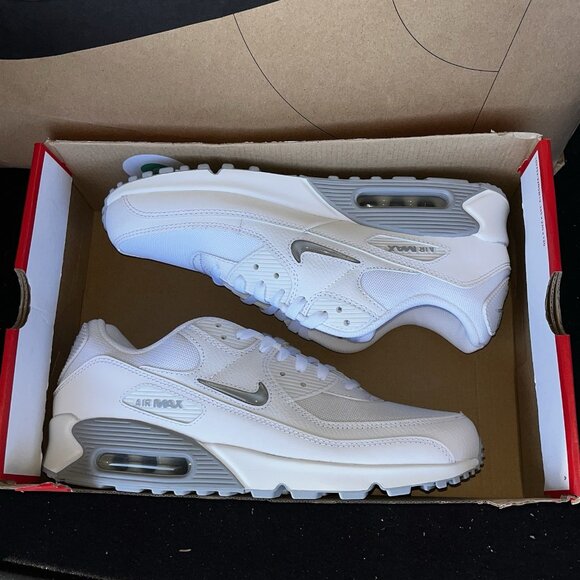 NEW Nike Air Max 90  FN8005 100 Jewel White/Photon Dust Men Size 12